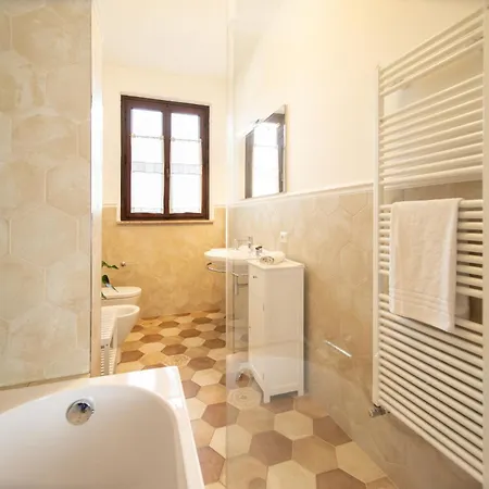 Barsotti Luxury Apartament Lukka